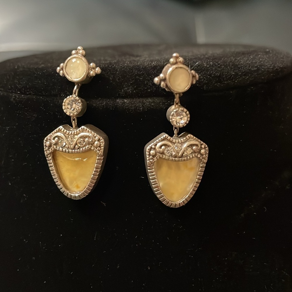 Vintage Silver, Mother of Pearl Necklace & Earrings Sold as Set! - Picture 2 of 5
